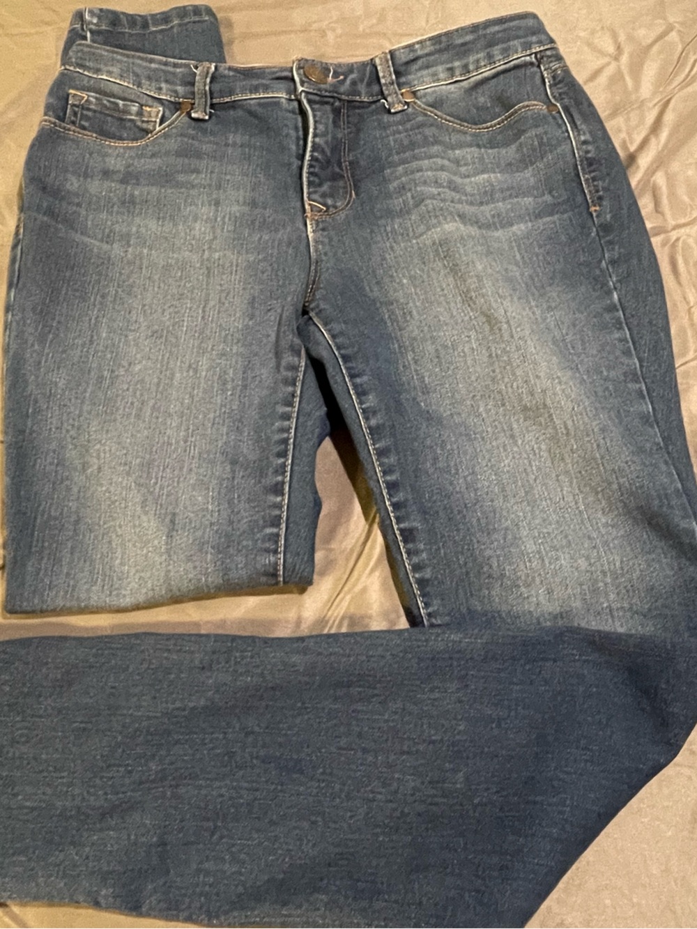 Relativity Men's Faded Blue Straight Jeans